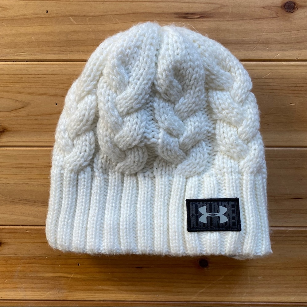 Under Armor “around town” beanie